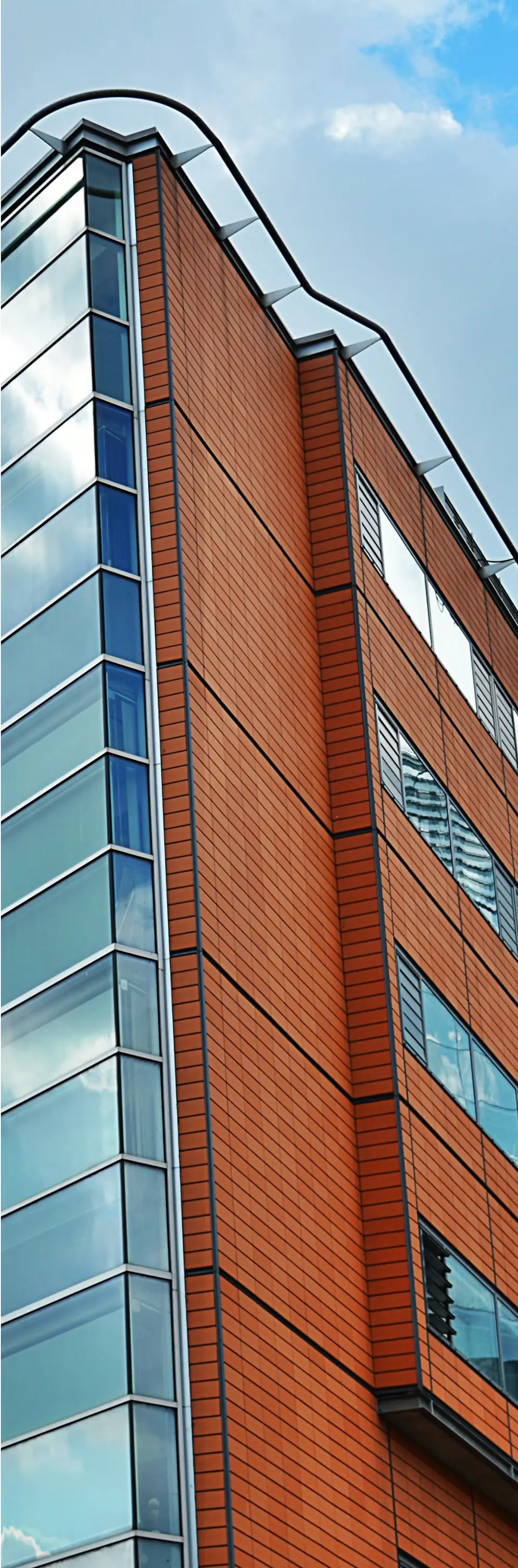Commercial, institutional and residential construction